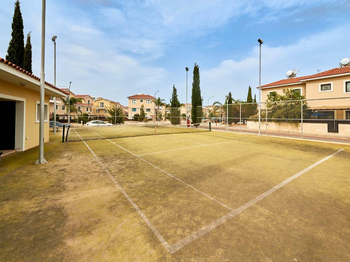 Kyklades Angie Resort Protaras Exteriör bild