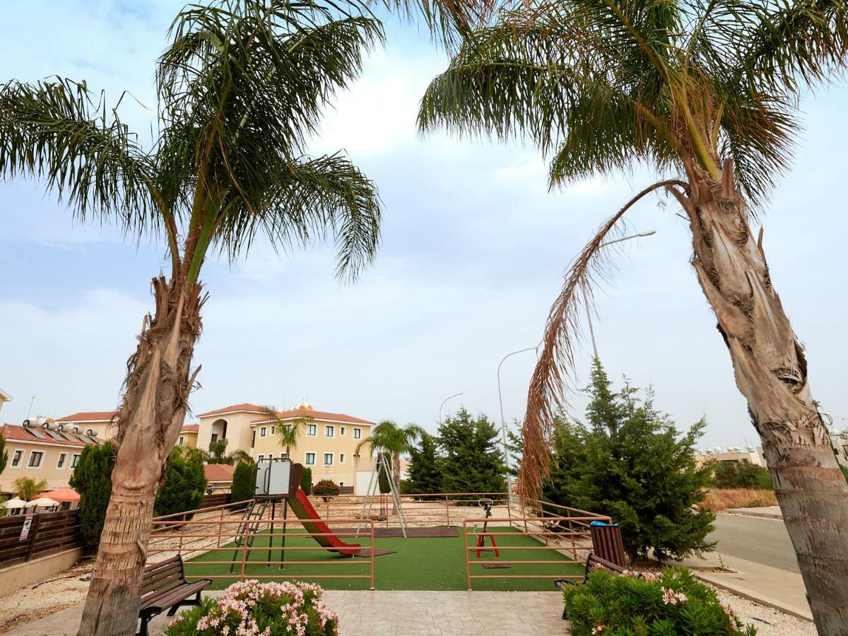 Kyklades Angie Resort Protaras Exteriör bild