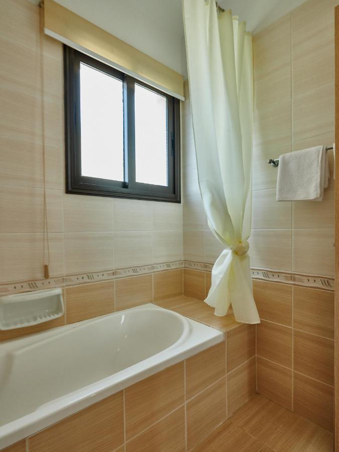 Kyklades Angie Resort Protaras Exteriör bild