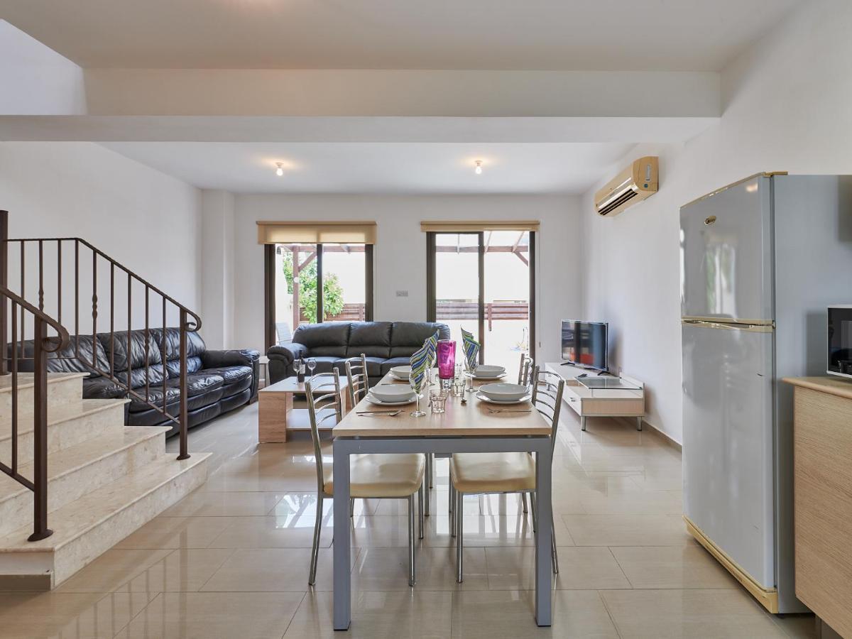 Kyklades Angie Resort Protaras Exteriör bild